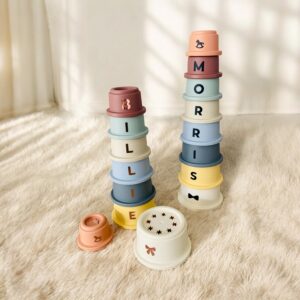 Stacking cups &#8211; stapeltoren
